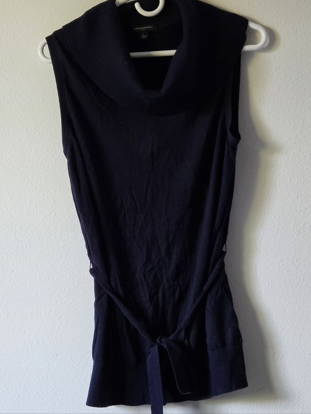 Banana Republic (Large Dark Navy blue top)